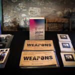 WorkPhoto » Premi Art Libris a Weapons, La guerra comença en una moqueta.