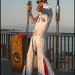 MinimalAbstract &raquo; Elvis at the beach