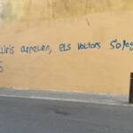 Muros Hablados » Si els lliris arrelen, els voltors s’ofeguen!